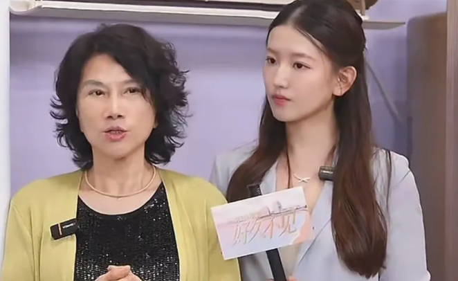 董明珠携手孟羽童带货500万：71岁”铁娘子”的流量突围战_知途无界