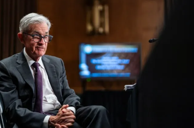 特朗普政府与美联储的权力博弈：一场提前上演的货币政策争夺战_知途无界