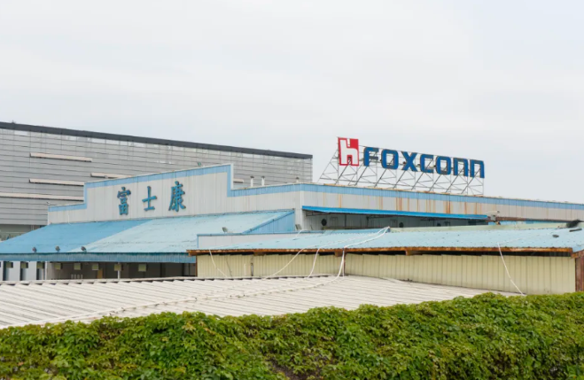 工业富联：AI风口下的高估值与业绩博弈_知途无界