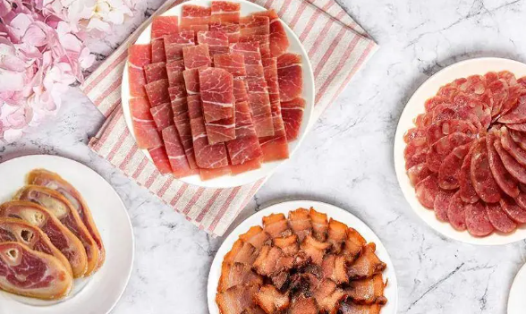 金字火腿3亿跨界芯片：老字号的“豪赌”与转型迷局_知途无界