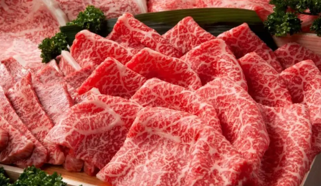 高市早苗涉台言论冲击中日牛肉贸易：日本和牛“重返中国”梦碎背后_知途无界