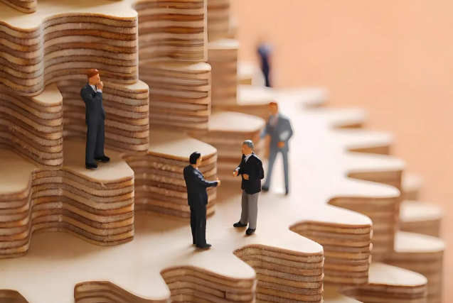 吴清主席《人民日报》署名文章解读：以制度包容性激活资本市场，护航慢牛长牛新格局_知途无界