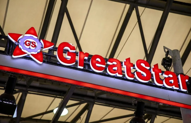 仇建平与巨星科技:从刨树根穷小子到千亿工具帝国的逆袭密码_知途无界