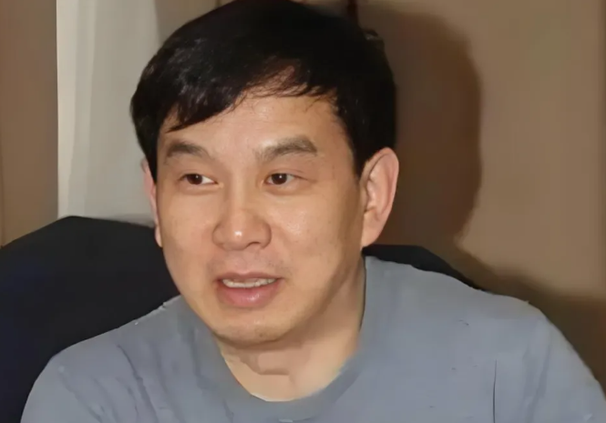 南都电源控制权变更:70岁浙商的战略转身与储能赛道的“断臂求生”_知途无界