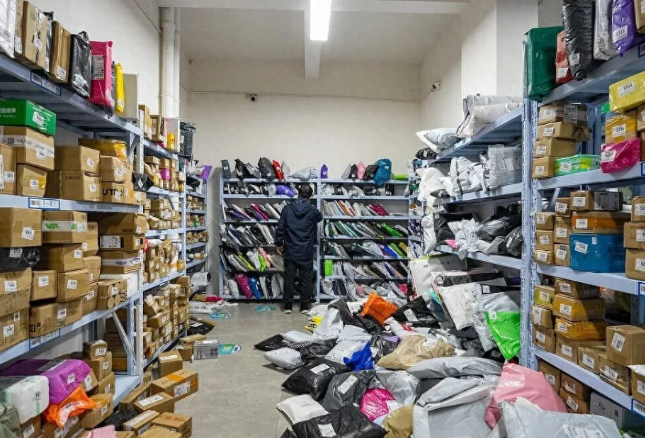 ​快递驿站“旺季逃离”现象深度解析：从“稳赚生意”到“烫手山芋”的行业变局​_知途无界