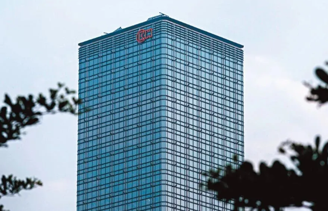 ​长江基建出售UK Rails：李嘉诚家族的“周期棋局”与全球资产再平衡​_知途无界